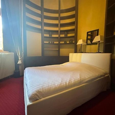 Camping Et Hotel Chateau Du Haget Montesquiou Zewnętrze zdjęcie
